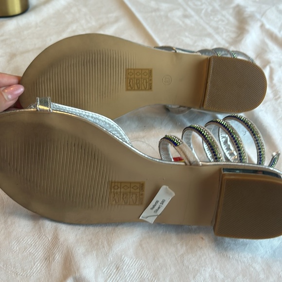 Patrizia Nefertiti -SL silver wrap around flats - Picture 5 of 10